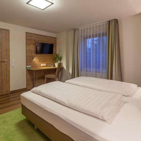 Gaestehaus Burgblick Bisingen Quarto foto