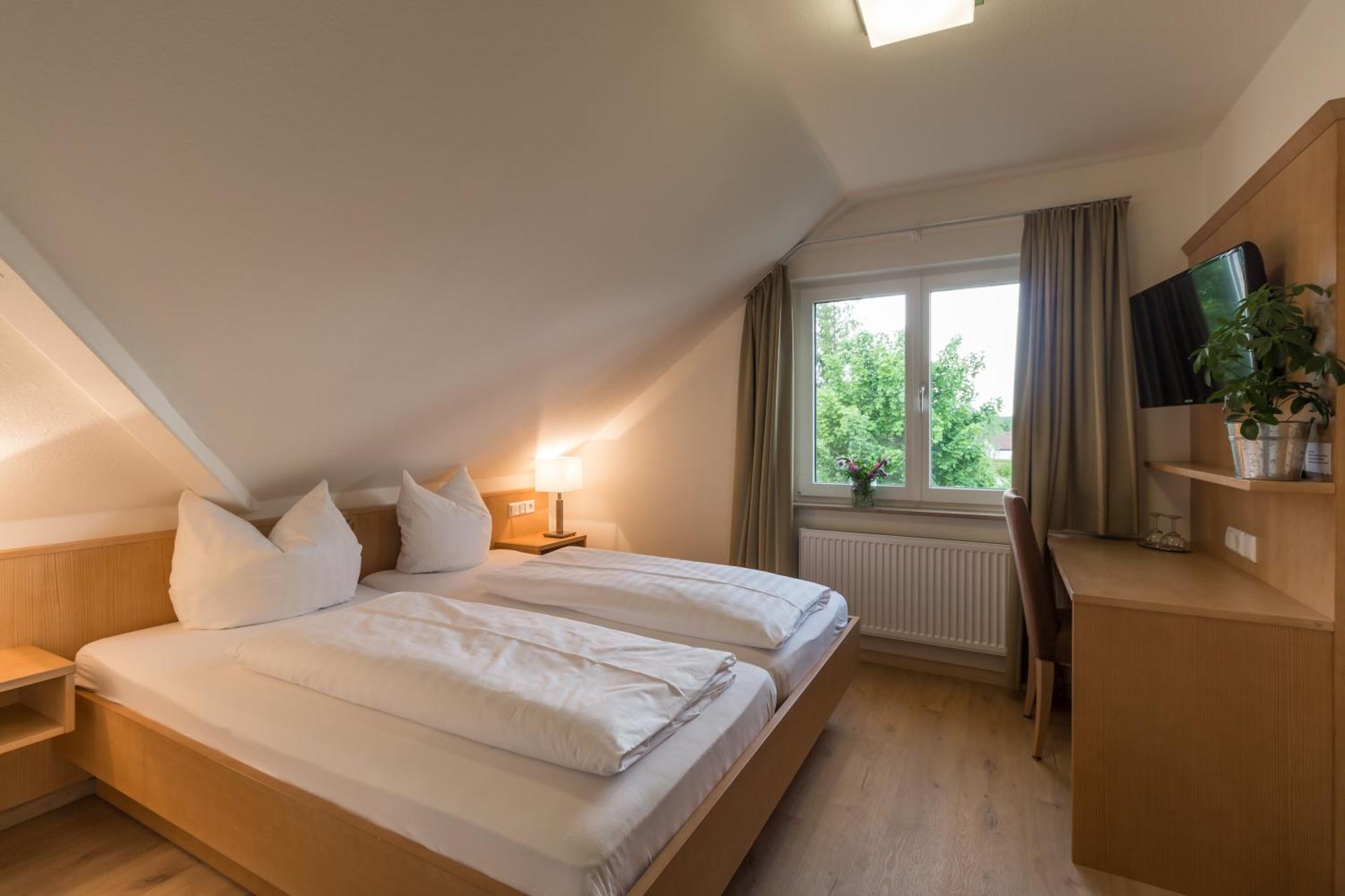 Gaestehaus Burgblick Bisingen Quarto foto