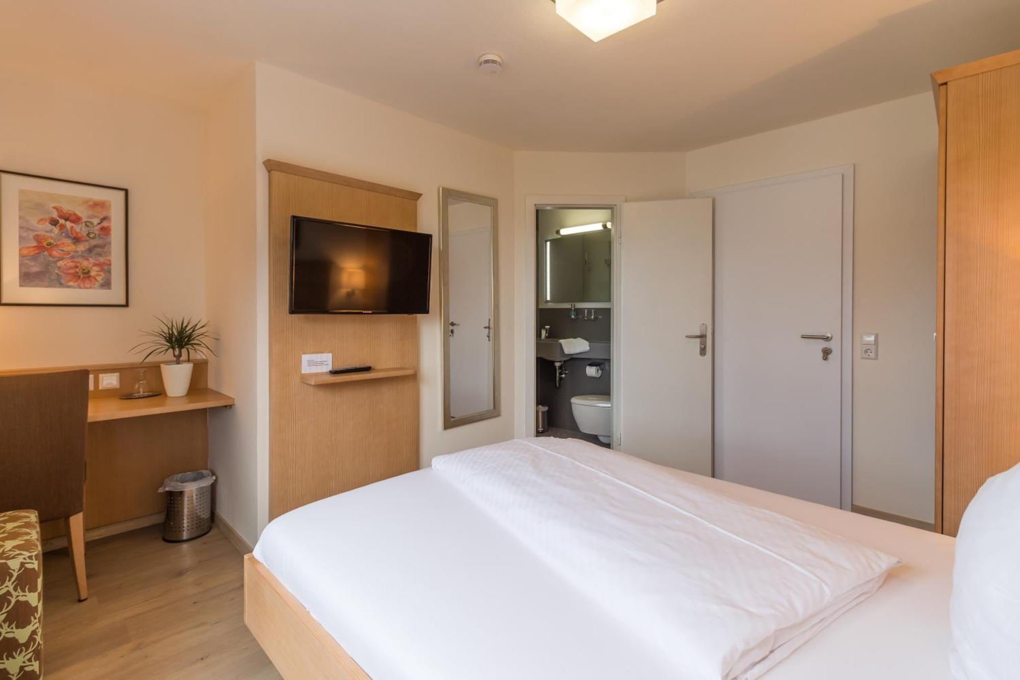 Gaestehaus Burgblick Bisingen Quarto foto