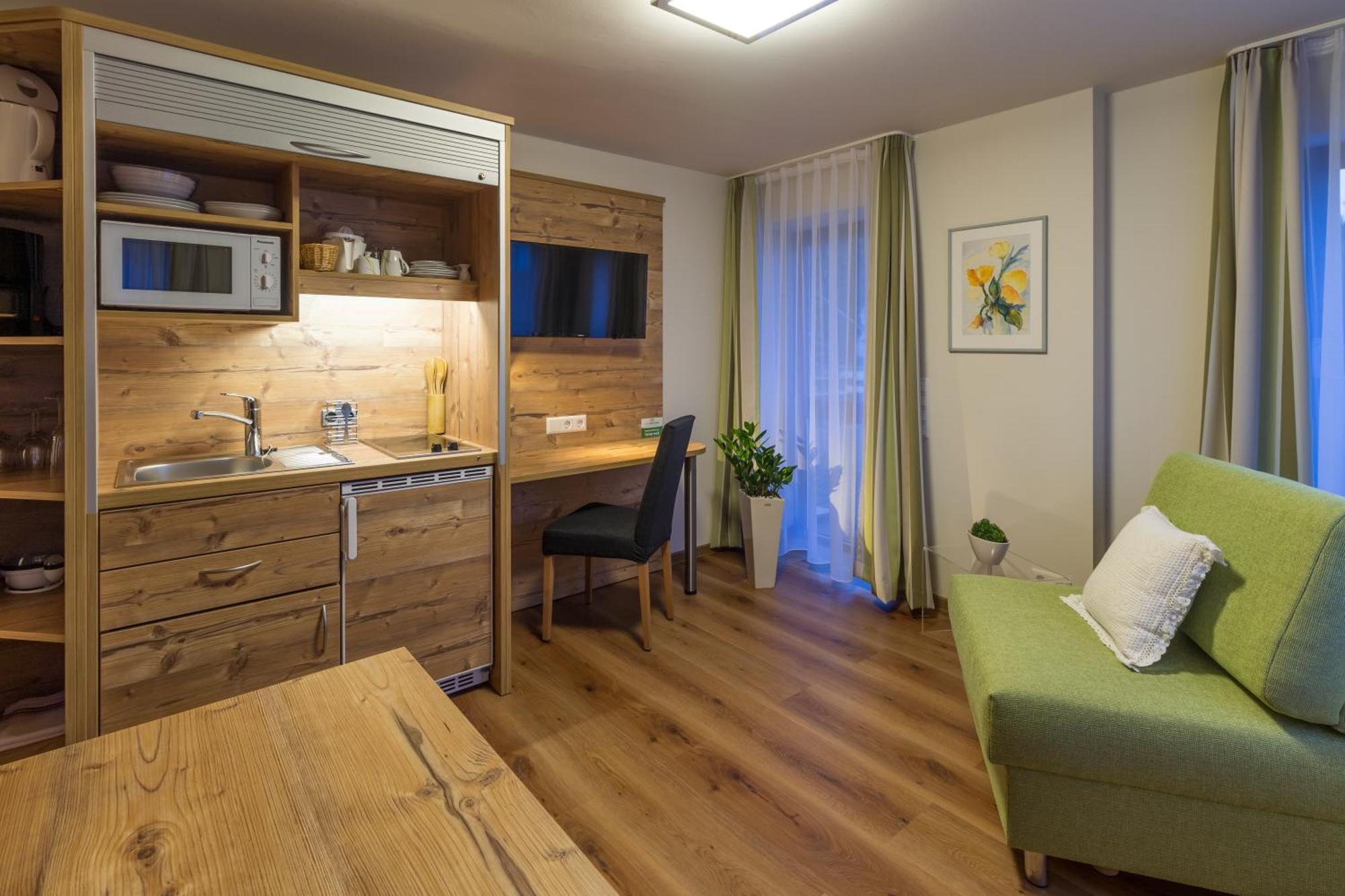 Gaestehaus Burgblick Bisingen Quarto foto