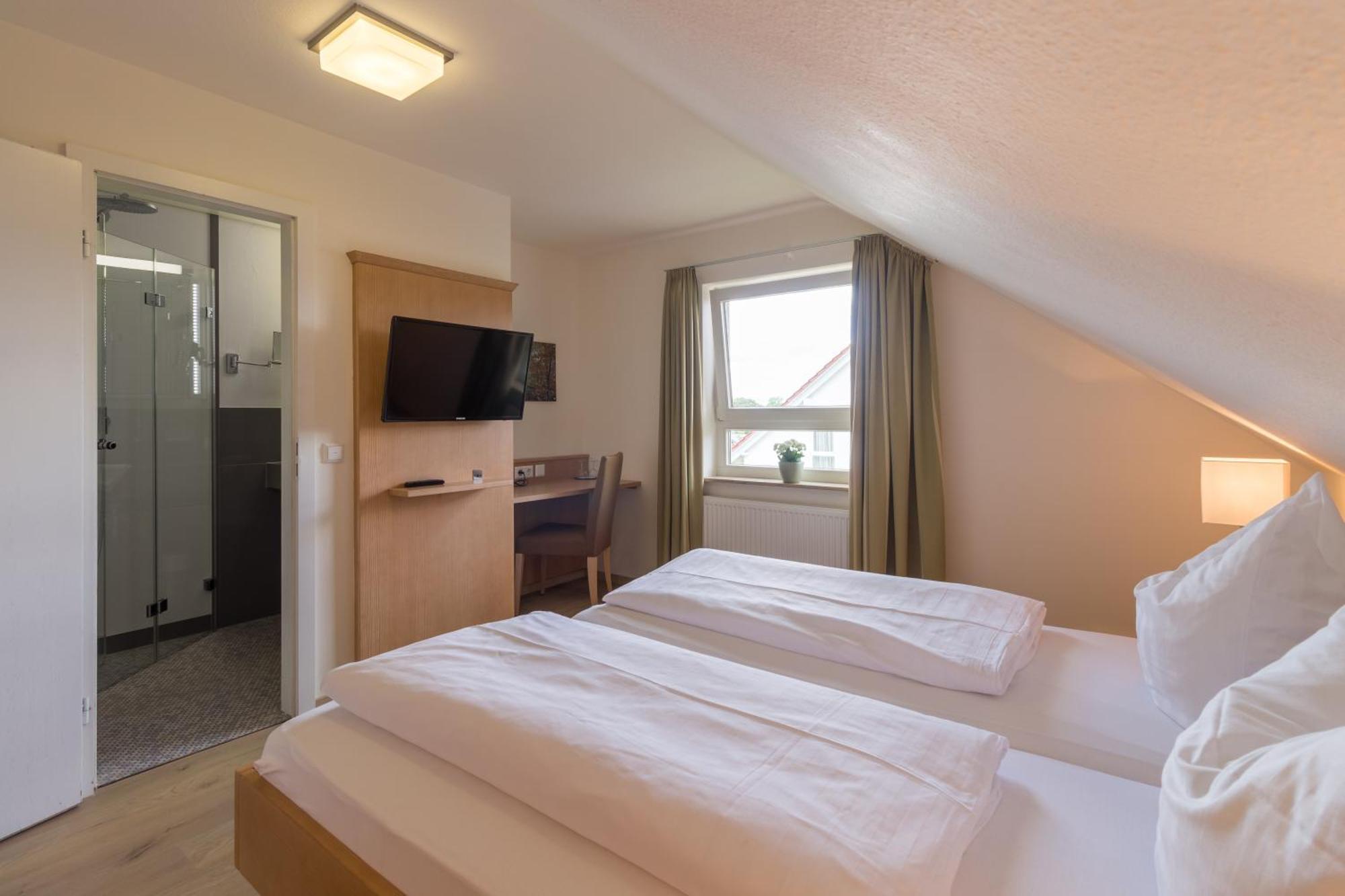 Gaestehaus Burgblick Bisingen Quarto foto